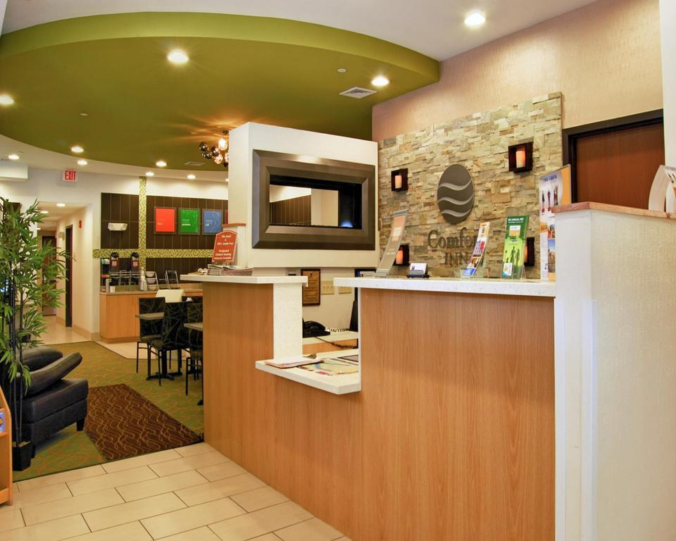Red Roof Inn Pittsburgh - Mcknight Rd Eksteriør billede